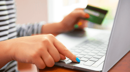 SettingUpPaymentOnline_GettyImages_450x250 SettingUpPaymentOnline_GettyImages_450x250
