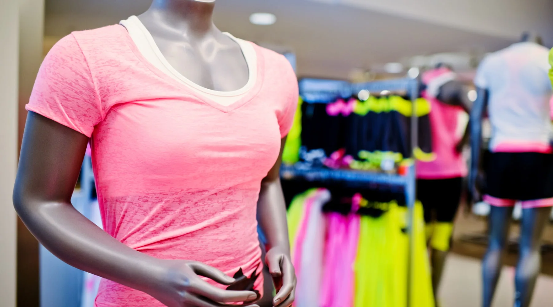 MannequinWithSportsClothing_GettyImages_1800x1000 MannequinWithSportsClothing_GettyImages_1800x1000