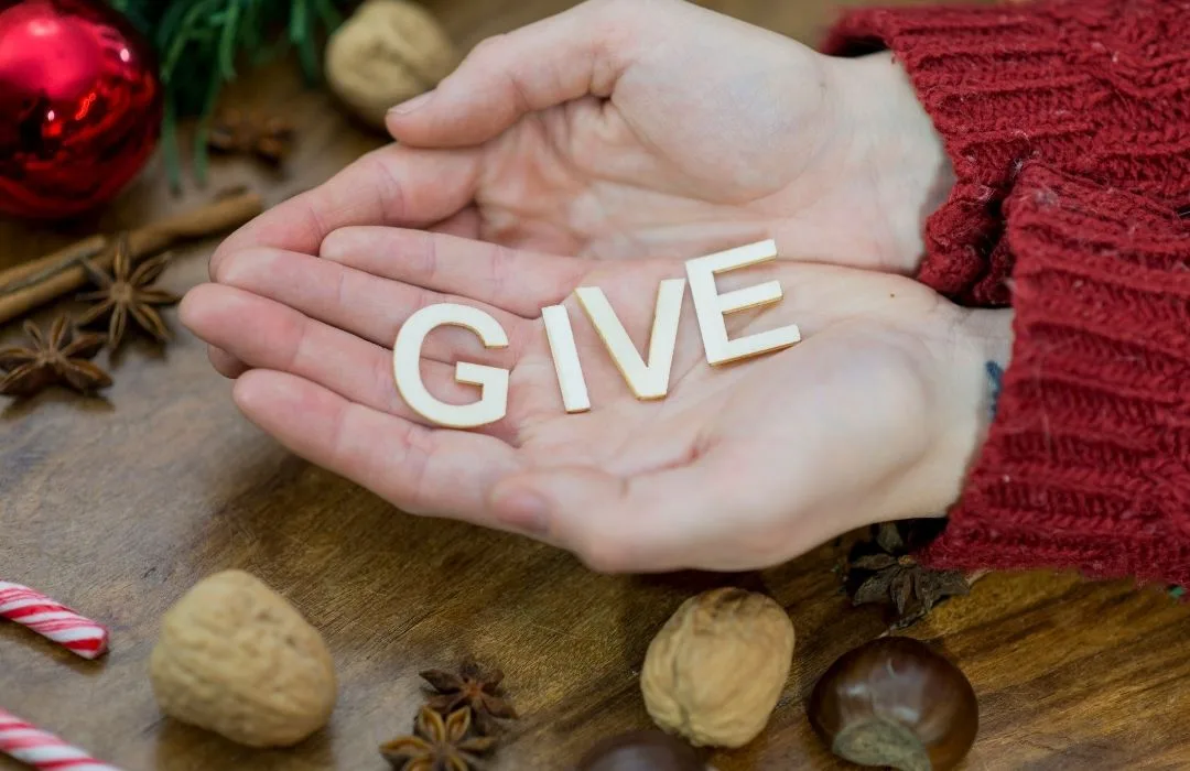 Gifts that give back in 2021
