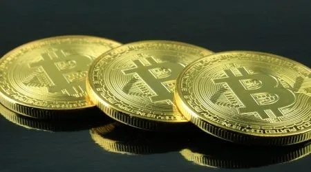 How to gift Bitcoin: 5 ways compared