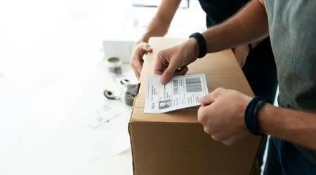 What is dropshipping?