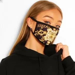 Image: boohoo facemask