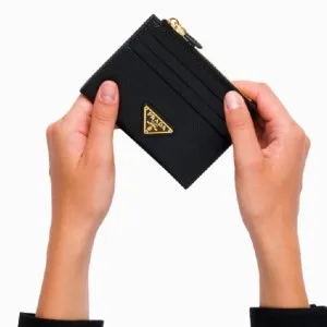 Image: farfetch Picture not described