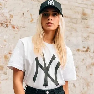 Image: jd sports unisex clothing