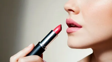 Where to buy lipstick online in Ireland 2021