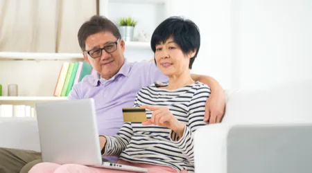 Credit cards for retired applicants