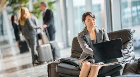 How to choose the best credit cards for airport lounge access