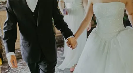 Best credit cards for wedding expenses in 2021