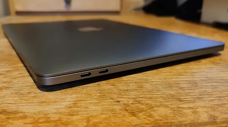 Image: Finder Apple MacBook Pro 13 (2020)