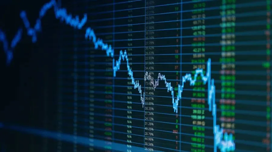 Image: Getty Images Stock market loss graph