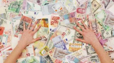 Buying currency for profit: A beginner’s guide to forex trading