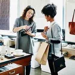 Buy Now Pay Later vs Credit Cards: Which is Better? | Finder NZ
