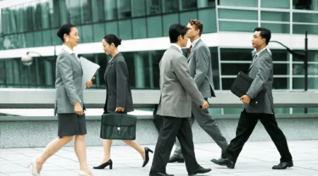 What is a forward contract?