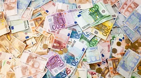 Small Exchange: Uzbekistan to sell foreign currency, Barclays joins blockchain network and Zimbabwe props up forex shortages