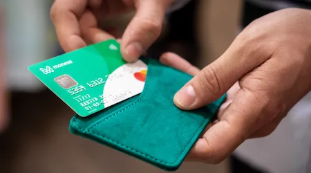 Challenger Monese now supports Apple Pay