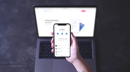 Challenger Revolut launches group saving feature