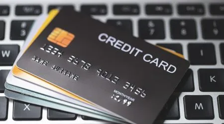 Consumers put £1.2bn on credit cards as borrowing hits highest level since 2004