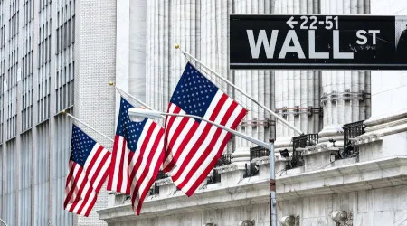 Buying US stocks from Canada