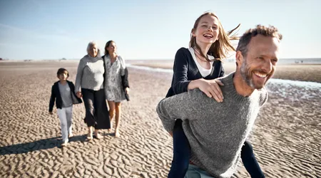 How does life insurance work?
