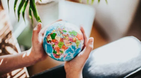 Which banking app is best for travelling?