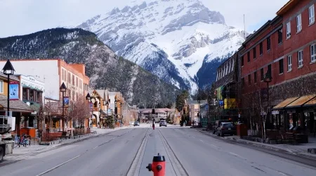 Best Banff hotels for that cosy or adventurous snow trip