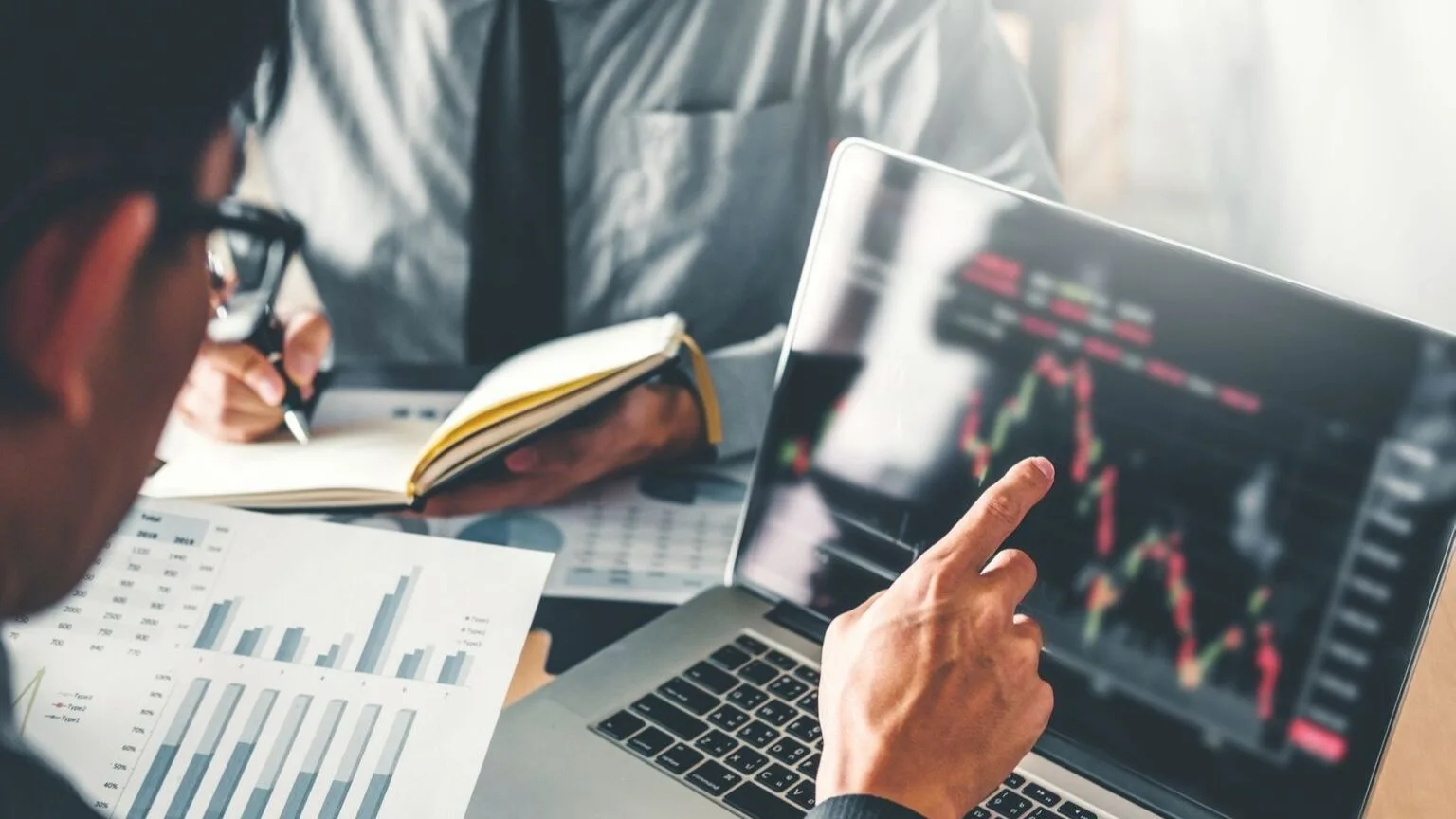 Image: Getty Images A GIC ladder or laddered GIC can help you maximize your GIC returns.