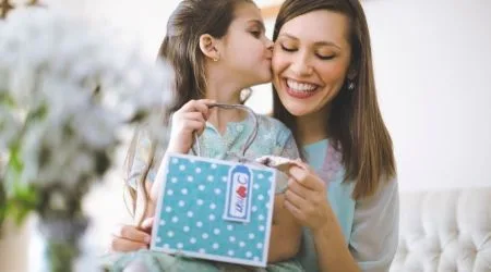 How much will Canadians spend on Mother’s Day?