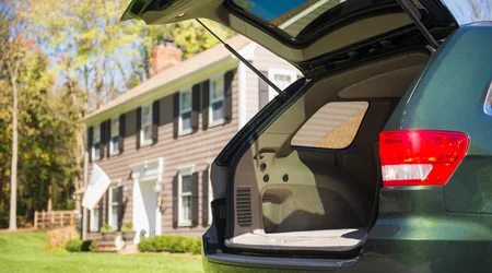 What happens to a car loan when the owner dies?