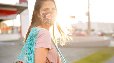 Where to buy sustainable face masks online in Canada
