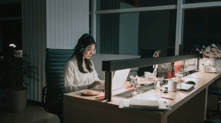 Are you a global business owner? Here’s how to pay your overseas employees
