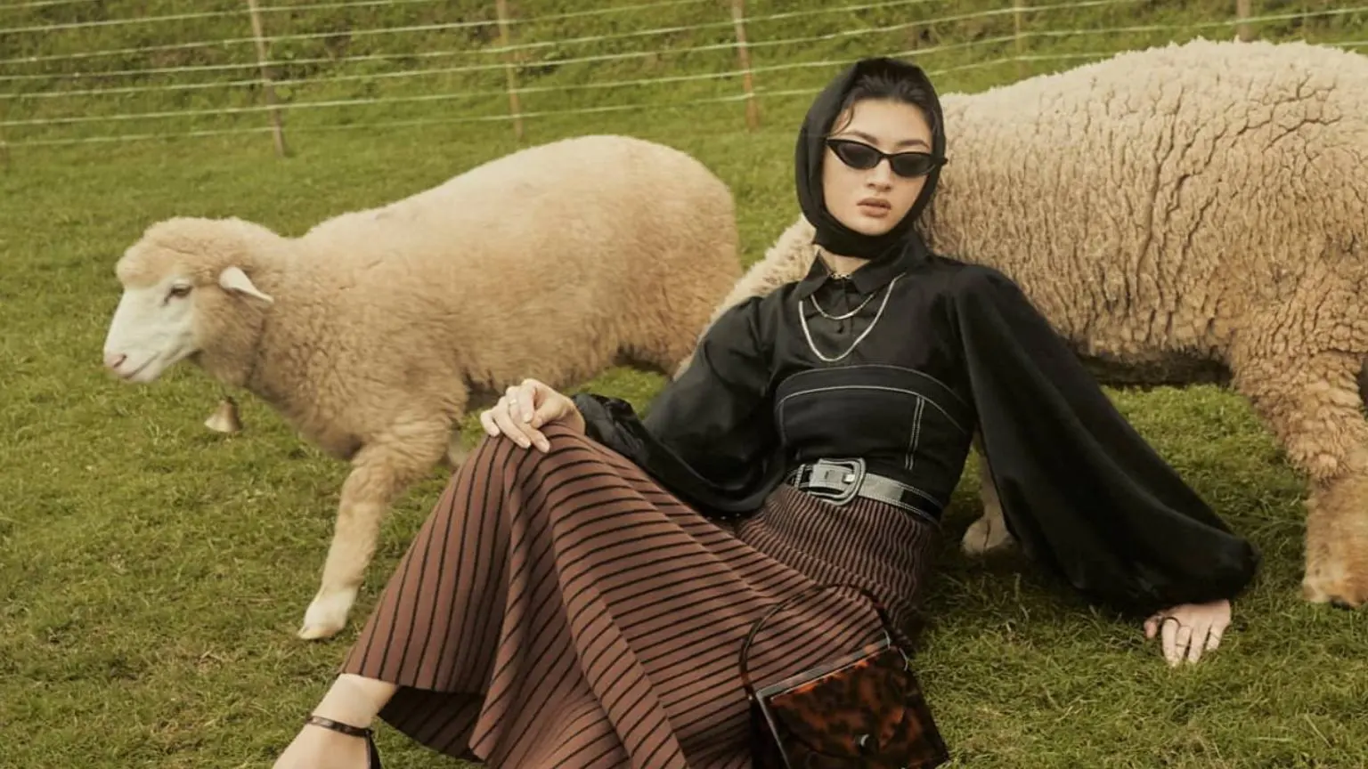 Instagram Model in Zalora maxi skirt