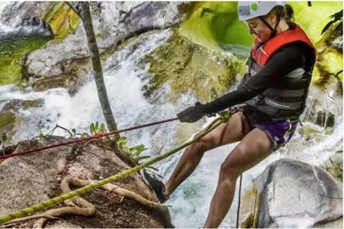 Best for first timers: Behana Gorge canyoning tour with lunch, Behana Canyoning