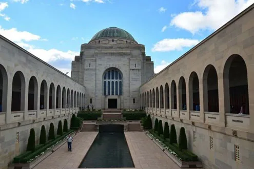 Canberra Walking Tour