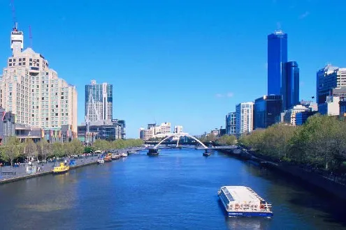 Melbourne City to Williamstown Return Cruise