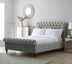 Classic Chesterfield Bed