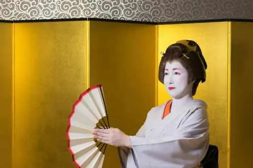 Geisha Encounter Performance at Omori Chaya