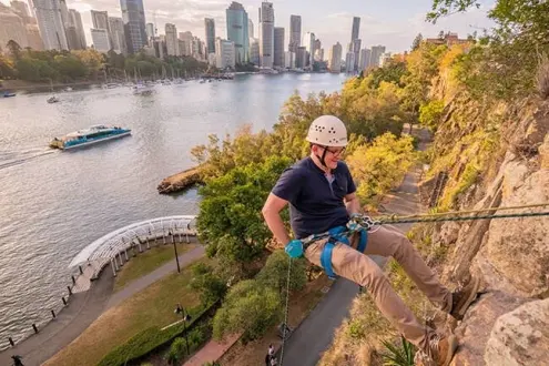 Kangaroo Point Cliffs Twilight Abseil