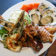 Indulgent Seafood Dining Experience by the Harbour