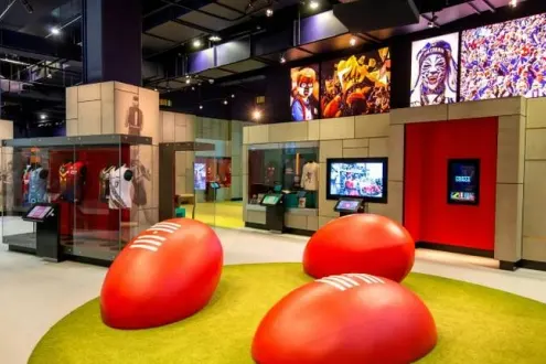 Melbourne Cricket Ground Tour and Australian Sports Museum Entry