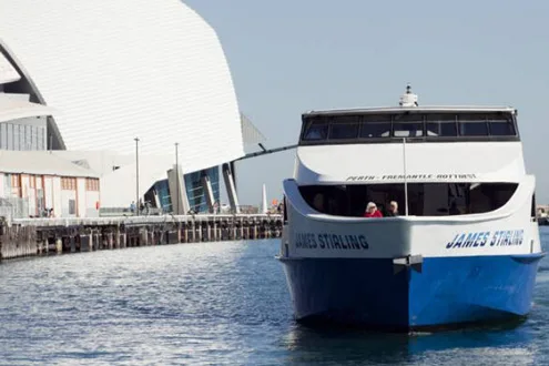 Swan River lunch cruise with drinks