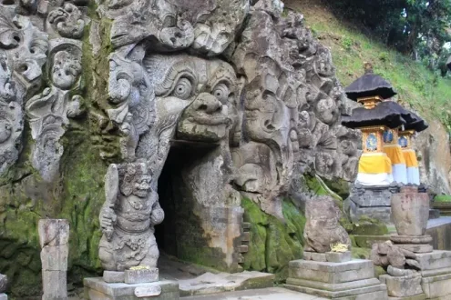 Central Bali Full Day Tour: Tegalalang Rice Field, Sacred Monkey Forest, Elephant Cave