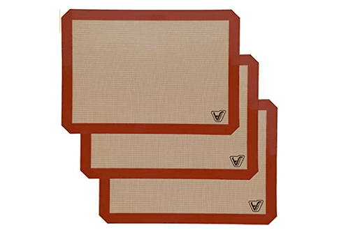 Silicone baking mat