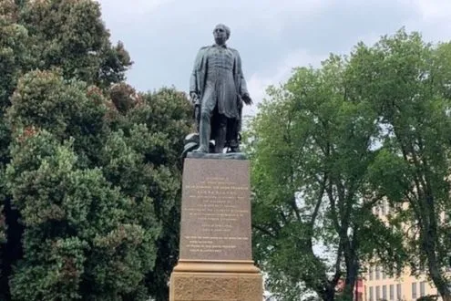 2-Hour Small-Group Walking Tour of Hobart