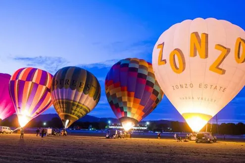 Hot Air Ballooning over the Yarra Valley with Breakfast